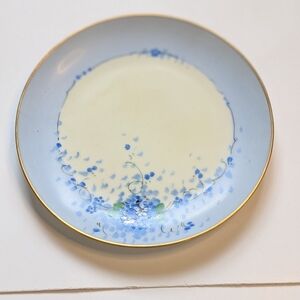 Decorative Blue Floral Plate with Gold Rim